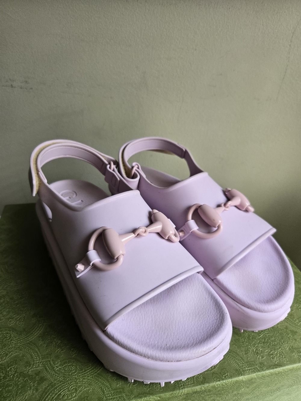 GUC Gucci Horsebit Women's Violet & Pale Pink Rubber Sandals Size 10 US 40 IT - Picture 14 of 15